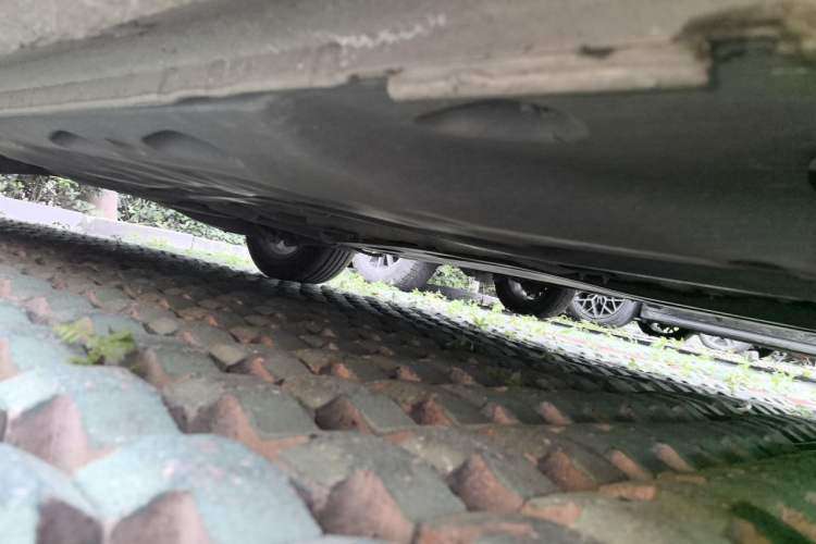 Used Volkswagen Sagitar 2015 1.6L Automatic Comfort Model Chassis Rear Left