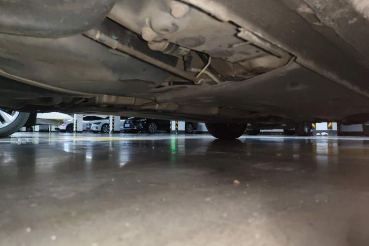 Used Volkswagen Sagitar 2015 1.6L Automatic Comfort Model Chassis Rear Right