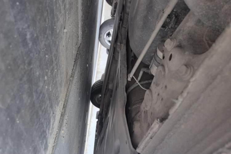 Used Volkswagen Sagitar 2015 1.6L Automatic Comfort Model Chassis Rear Right