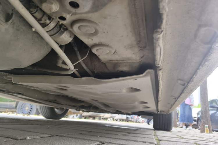 Used Volkswagen Sagitar 2015 1.6L Manual Comfort Model Chassis Rear Right