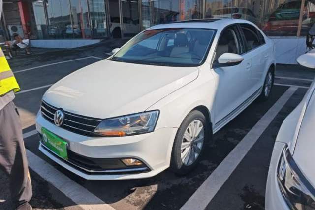 Volkswagen Sagitar 2015 1.6L Automatic Comfort Model usado