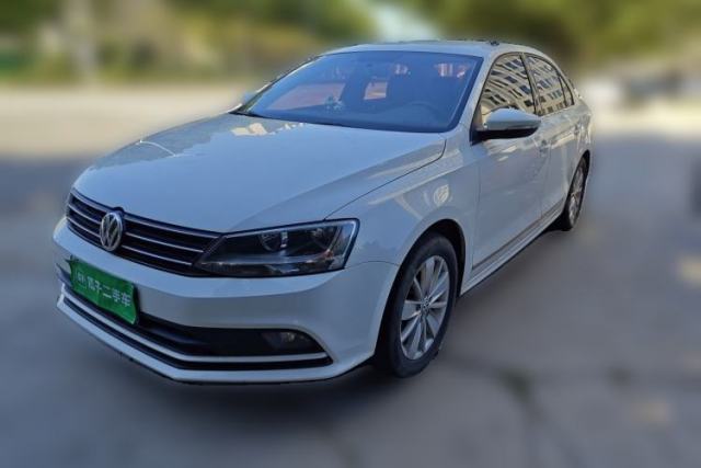Used Volkswagen Sagitar 2015 1.6L Manual Fashion Edition