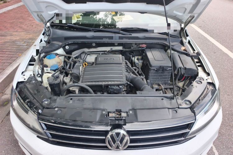 Used Volkswagen Sagitar 2015 1.6L Automatic Comfort Model Engine Bay