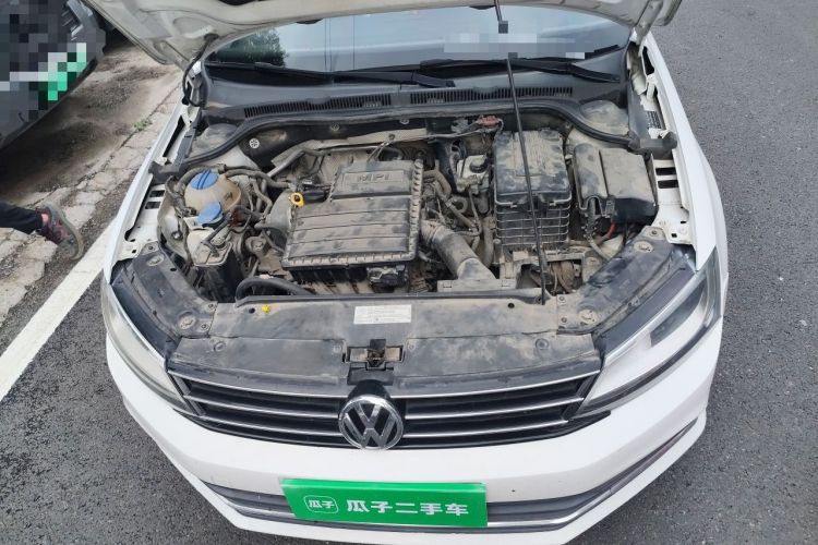 Used Volkswagen Sagitar 2015 1.6L Automatic Comfort Model Engine Bay
