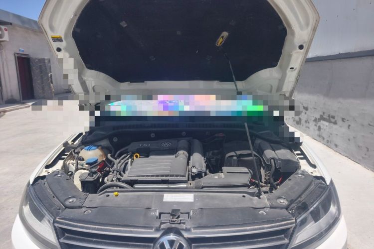 Used Volkswagen Sagitar 2015 230TSI Automatic Luxury Model Engine Bay
