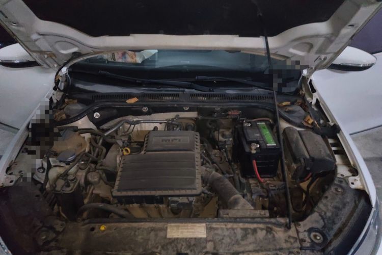 Used Volkswagen Sagitar 2015 1.6L Automatic Comfort Model Engine Bay