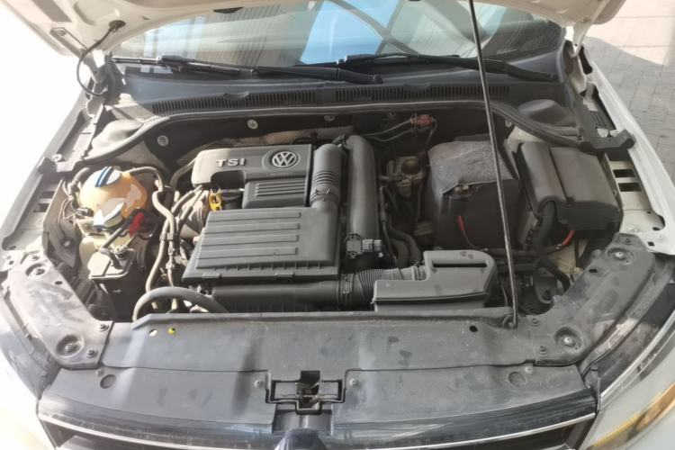 Used Volkswagen Sagitar 2015 230TSI Automatic Comfort Version Engine Bay