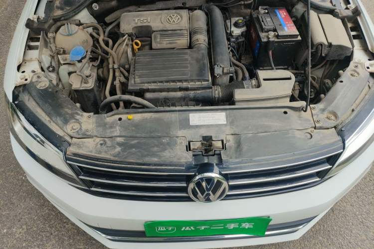 Used Volkswagen Sagitar 2015 230TSI Automatic Comfort Version Engine Bay