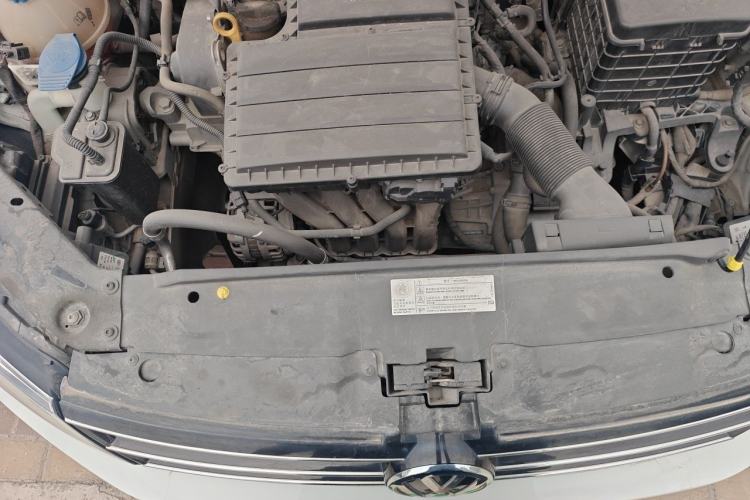 Used Volkswagen Sagitar 2015 1.6L Automatic Comfort Model Engine Bay