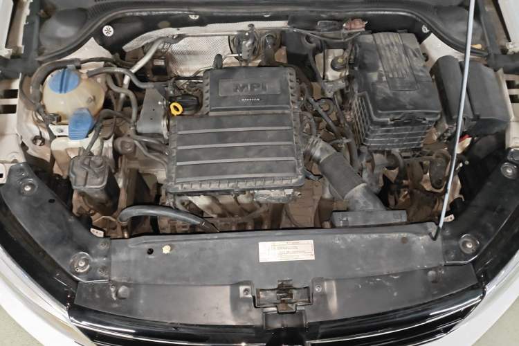 Used Volkswagen Sagitar 2015 1.6L Automatic Comfort Model Engine Bay