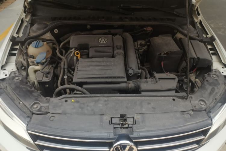 Used Volkswagen Sagitar 2015 230TSI Automatic Comfort Version Engine Bay
