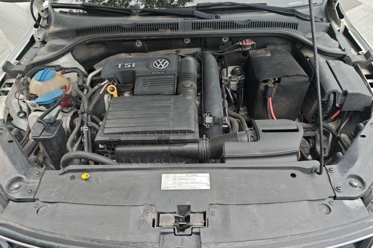 Used Volkswagen Sagitar 2015 230TSI Automatic Luxury Model Engine Bay