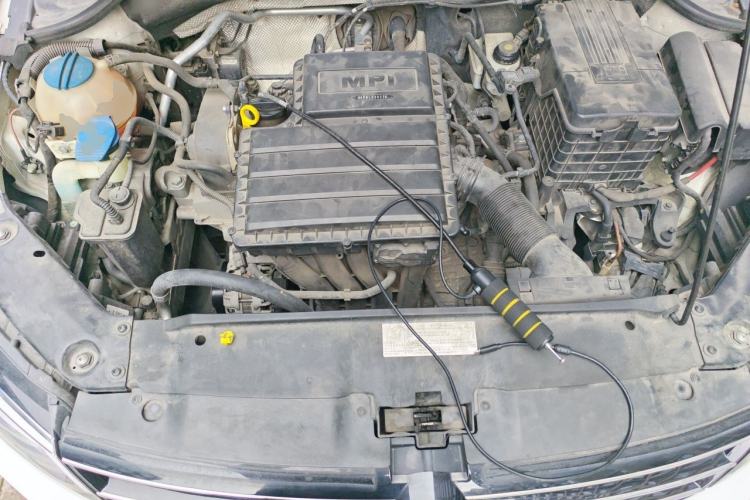 Used Volkswagen Sagitar 2015 1.6L Automatic Comfort Model Engine Bay