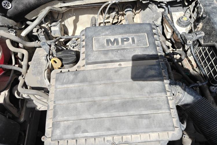 Used Volkswagen Sagitar 2015 1.6L Automatic Comfort Model Engine Bay