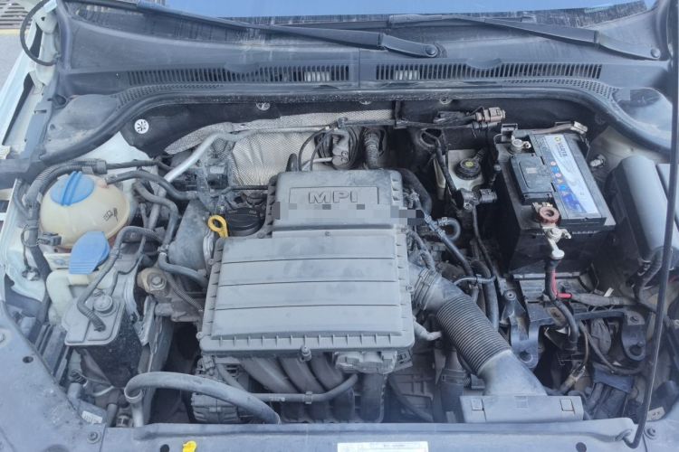 Used Volkswagen Sagitar 2015 1.6L Automatic Comfort Model Engine Bay