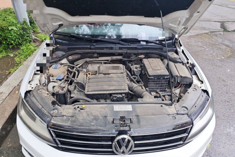 Used Volkswagen Sagitar 2015 1.6L Automatic Comfort Model Engine Bay