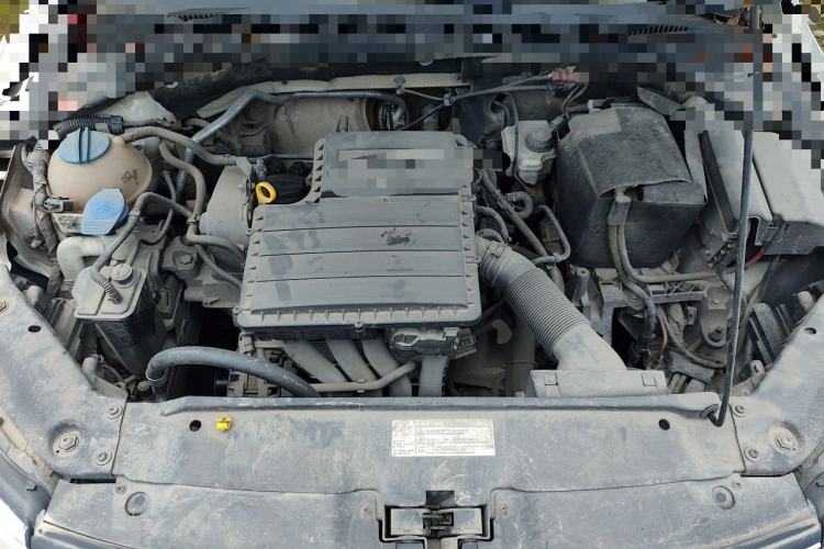 Used Volkswagen Sagitar 2015 1.6L Manual Comfort Model Engine Bay