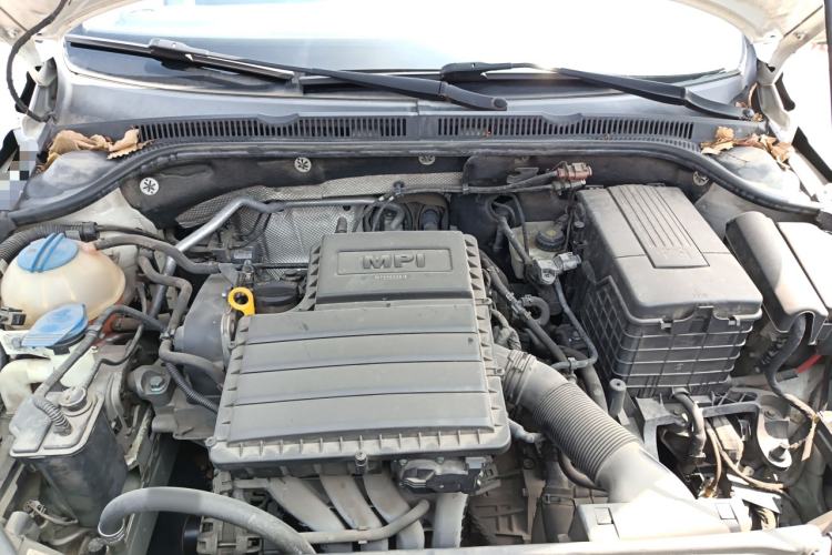 Used Volkswagen Sagitar 2015 1.6L Automatic Comfort Model Engine Bay
