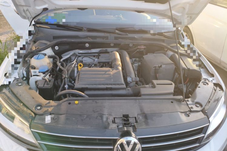 Used Volkswagen Sagitar 2015 230TSI Automatic Comfort Version Engine Bay