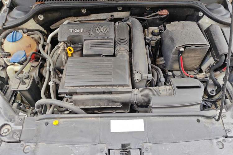 Used Volkswagen Sagitar 2015 230TSI Automatic Comfort Version Engine Bay