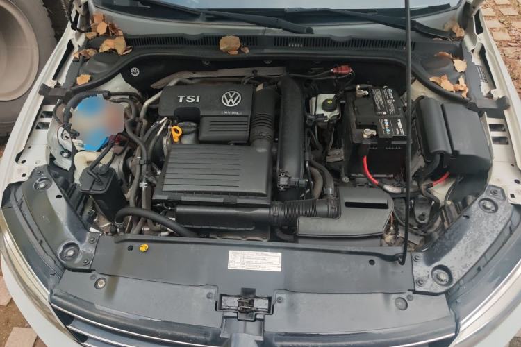 Used Volkswagen Sagitar 2015 230TSI Automatic Comfort Version Engine Bay
