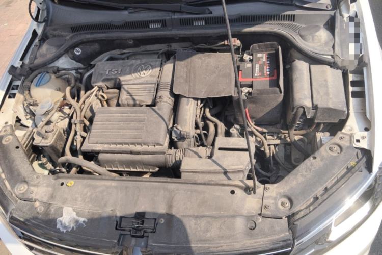Used Volkswagen Sagitar 2015 230TSI Automatic Luxury Model Engine Bay