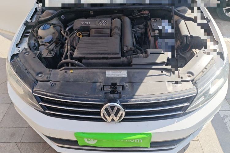 Used Volkswagen Sagitar 2015 230TSI Automatic Comfort Version Engine Bay