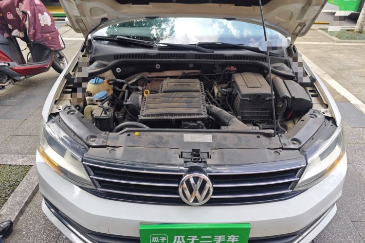Used Volkswagen Sagitar 2015 1.6L Automatic Comfort Model Engine Bay