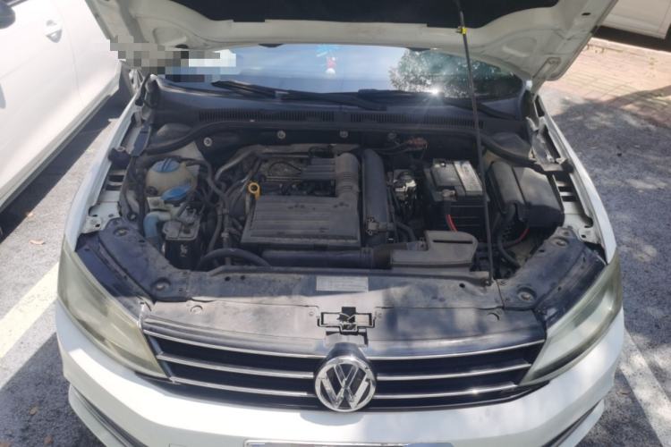 Used Volkswagen Sagitar 2015 230TSI Automatic Comfort Version Engine Bay