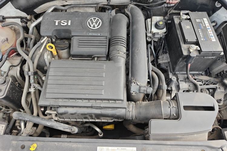 Used Volkswagen Sagitar 2015 230TSI Automatic Comfort Version Engine Bay