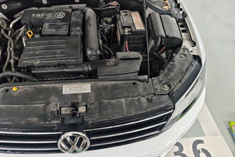 Used Volkswagen Sagitar 2015 230TSI Automatic Comfort Version Engine Bay Left