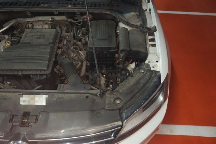 Used Volkswagen Sagitar 2015 1.6L Automatic Comfort Model Engine Bay Left