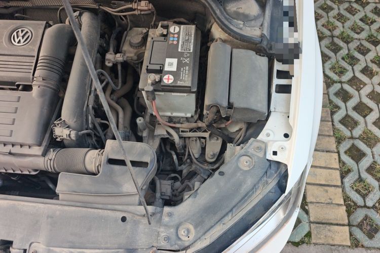 Used Volkswagen Sagitar 2015 230TSI Automatic Comfort Version Engine Bay Left