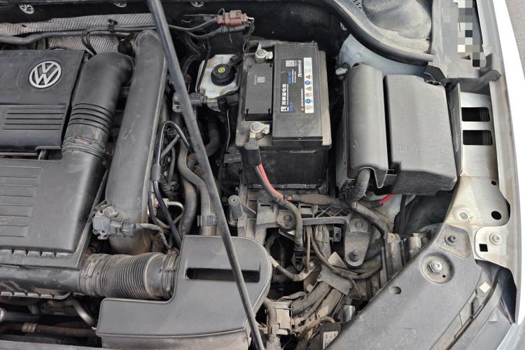 Used Volkswagen Sagitar 2015 230TSI Automatic Comfort Version Engine Bay Left
