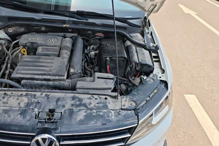 Used Volkswagen Sagitar 2015 280TSI Automatic Flagship Model Engine Bay Left