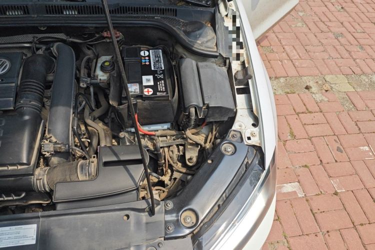 Used Volkswagen Sagitar 2015 230TSI Automatic Comfort Version Engine Bay Left