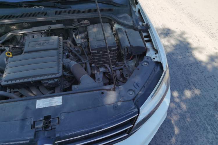 Used Volkswagen Sagitar 2015 1.6L Automatic Comfort Model Engine Bay Left