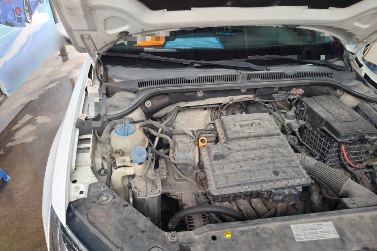 Used Volkswagen Sagitar 2015 1.6L Automatic Comfort Model Engine Bay Right