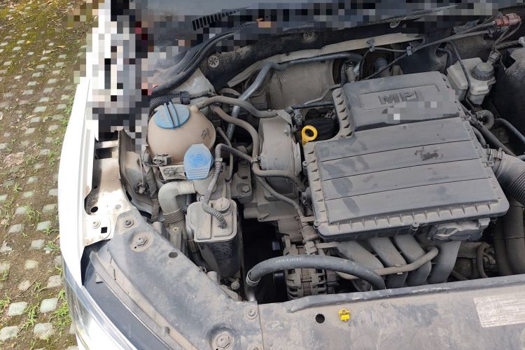 Used Volkswagen Sagitar 2015 1.6L Manual Comfort Model Engine Bay Right