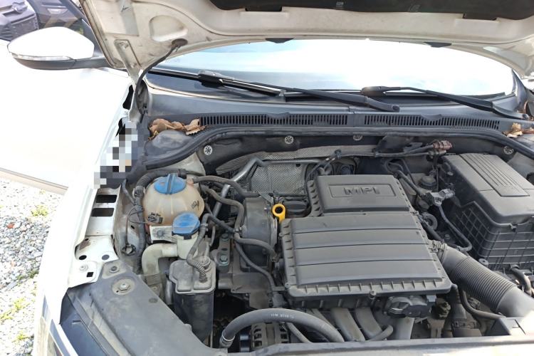 Used Volkswagen Sagitar 2015 1.6L Automatic Comfort Model Engine Bay Right