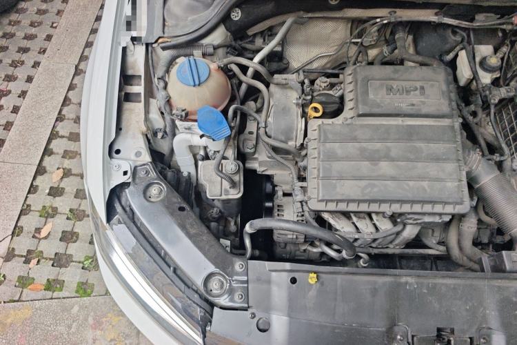 Used Volkswagen Sagitar 2015 1.6L Automatic Comfort Model Engine Bay Right
