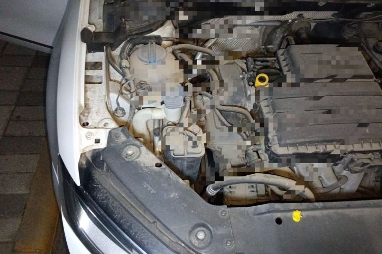 Used Volkswagen Sagitar 2015 1.6L Automatic Comfort Model Engine Bay Right
