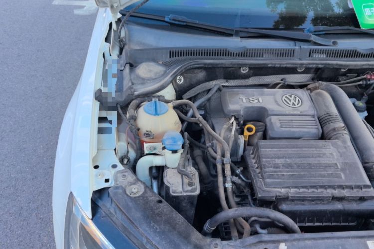 Used Volkswagen Sagitar 2015 230TSI Manual Comfort Version Engine Bay Right