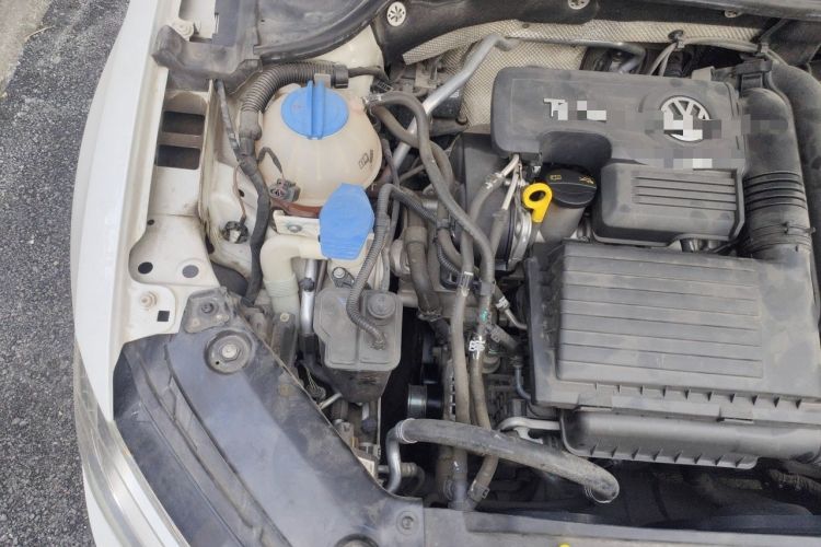 Used Volkswagen Sagitar 2015 230TSI Manual Comfort Version Engine Bay Right