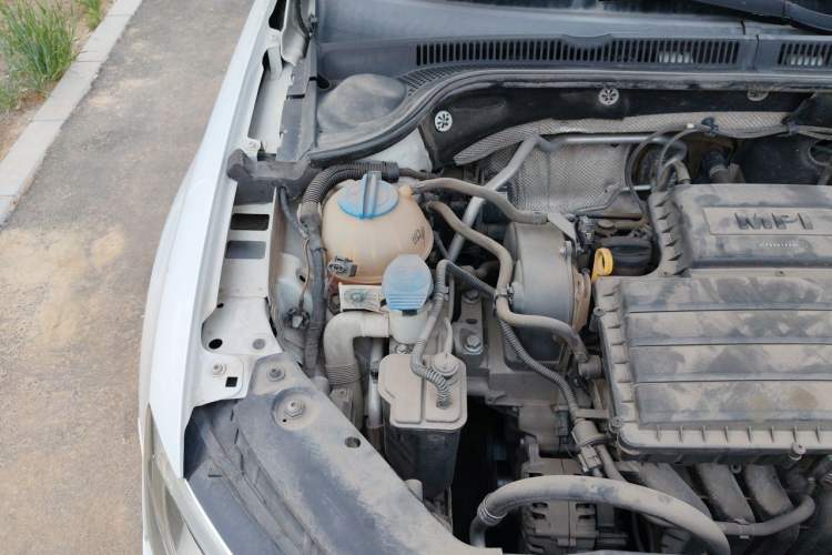 Used Volkswagen Sagitar 2015 1.6L Automatic Comfort Model Engine Bay Right