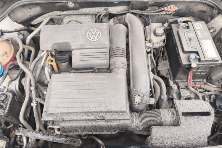 Used Volkswagen Sagitar 2015 230TSI Automatic Comfort Version Engine Bay
