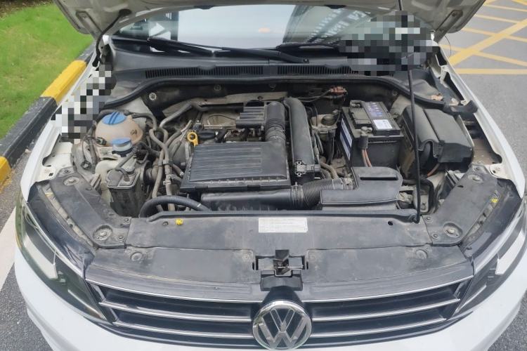 Used Volkswagen Sagitar 2015 230TSI Automatic Comfort Version Engine Bay