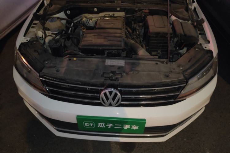 Used Volkswagen Sagitar 2015 1.6L Automatic Comfort Model Engine Bay