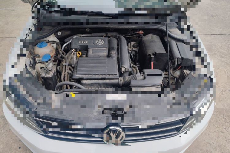Used Volkswagen Sagitar 2015 280TSI Automatic Flagship Model Engine Bay