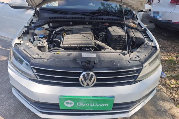 Used Volkswagen Sagitar 2015 1.6L Automatic Comfort Model Engine Bay
